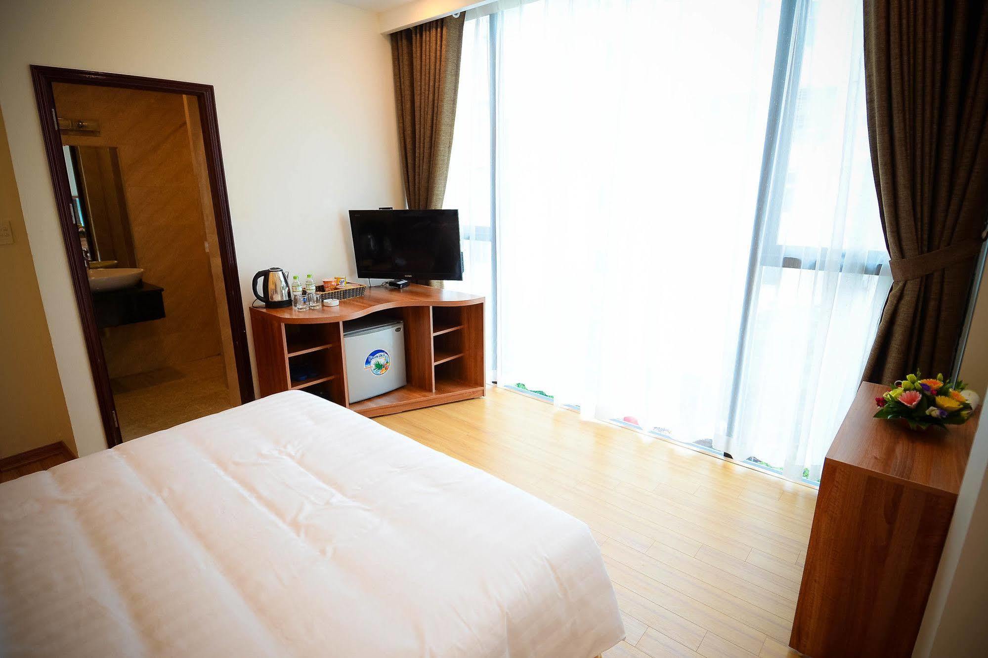 Casabella Hotel Ханой Экстерьер фото